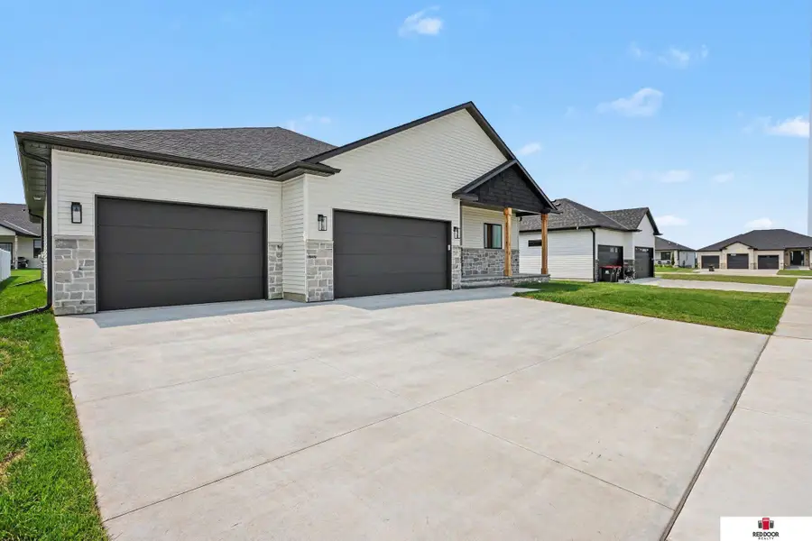 7315 Isidore Drive, Lincoln, NE 68516 - #3