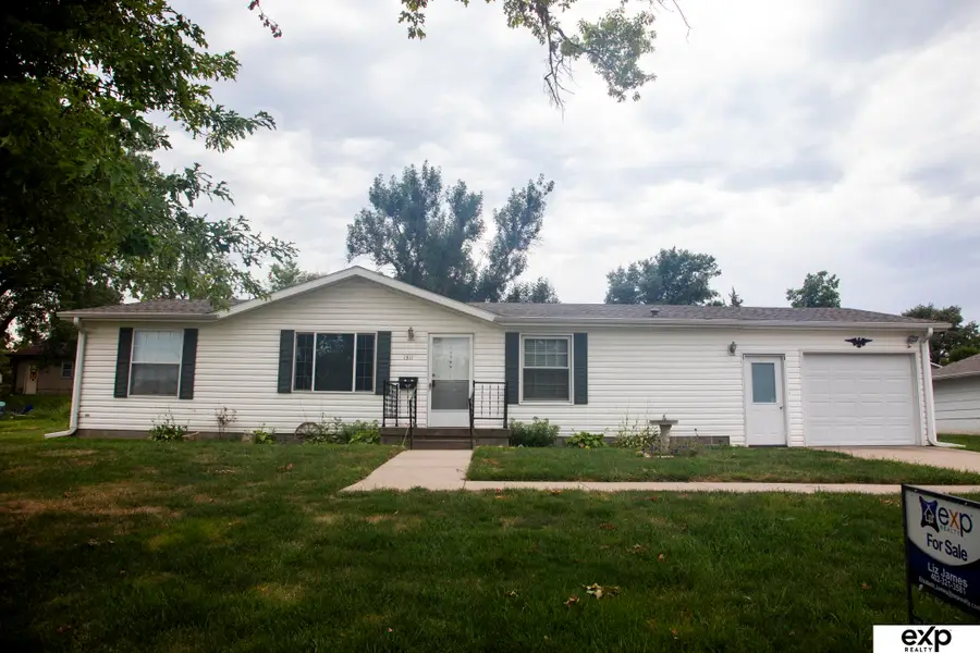 1311 6 Street, Auburn, NE 68305 - #3