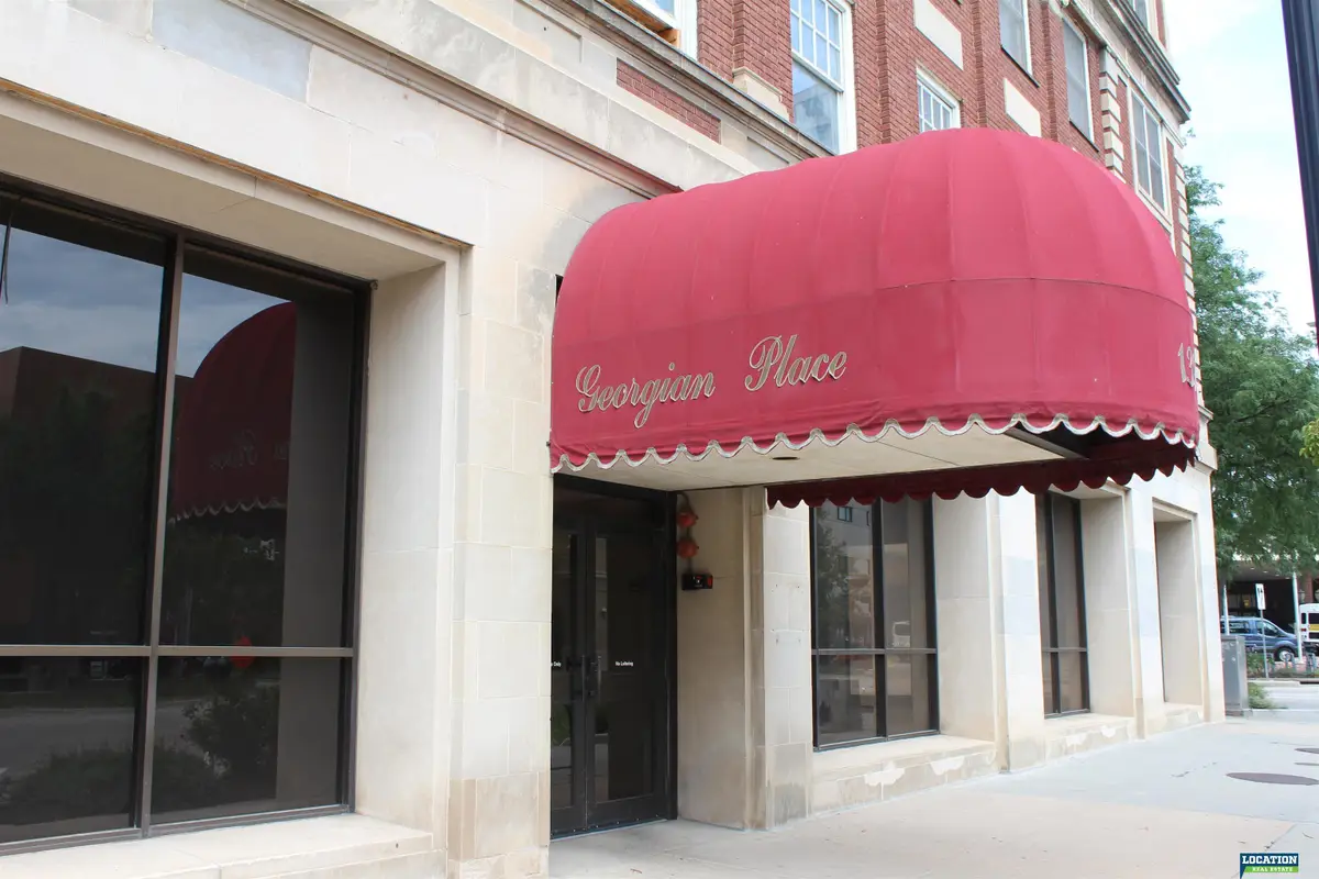 139 N 11th Street #302, Lincoln, NE 68508 - #1