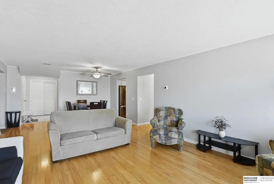 3401 Martha Street #7E, Omaha, NE 68105 - #2