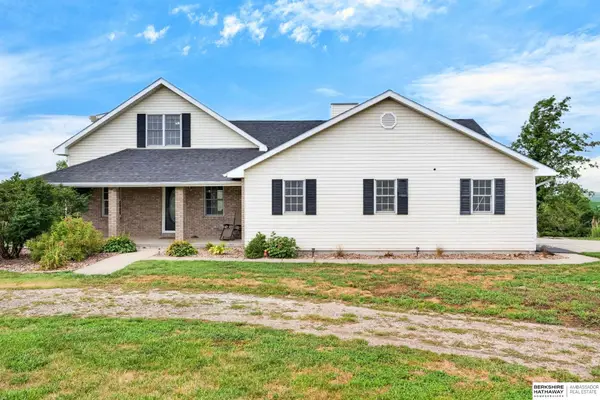 5601 Grace Lane, Lincoln, NE 68527