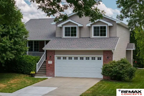 7734 S 34th Street, Lincoln, NE 68516