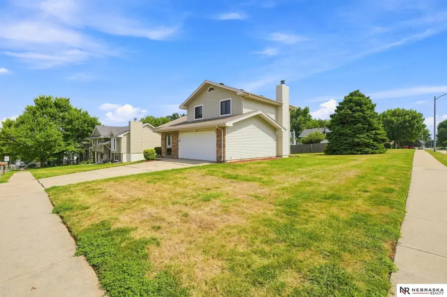 3431 Faye Drive, Bellevue, NE 68123 - #3