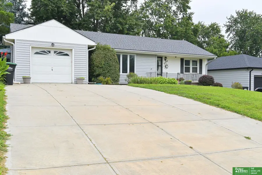 4264 Drexel Street, Omaha, NE 68107 - #3