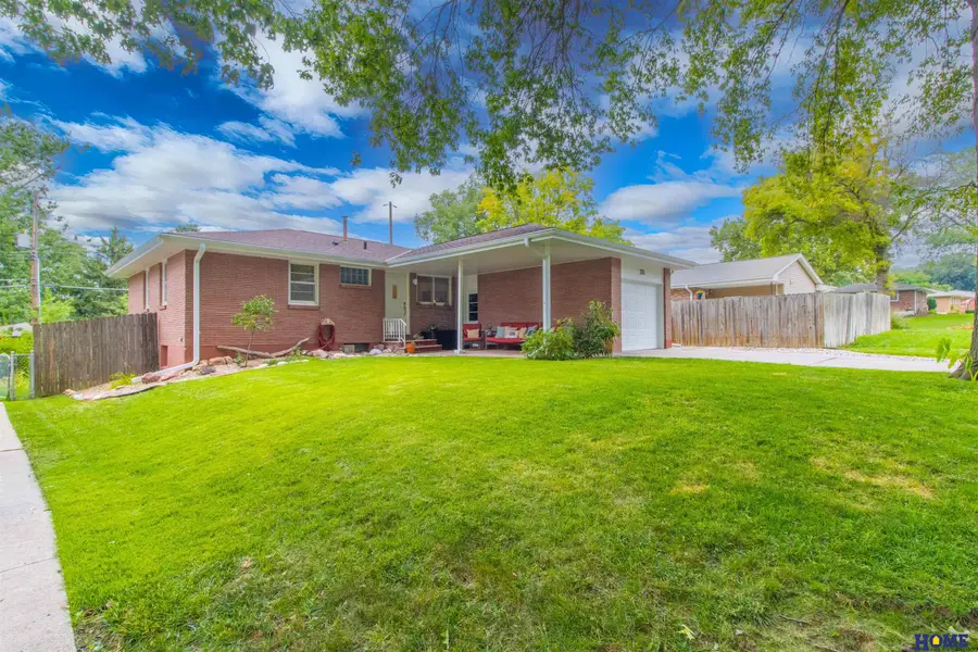 331 Indian Road, Lincoln, NE 68505 - #2