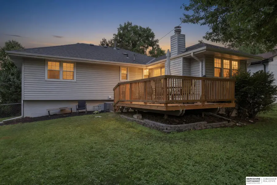 5617 N 96th Street, Omaha, NE 68134 - #3
