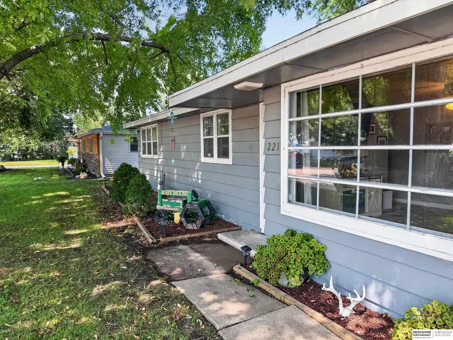 221 Voss Road, Grand Island, NE 68801-0000 - #2