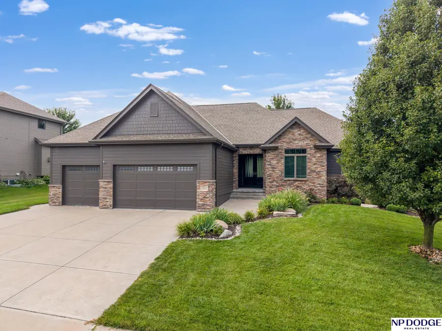 10218 Spyglass Drive, Omaha, NE 68136 - #2