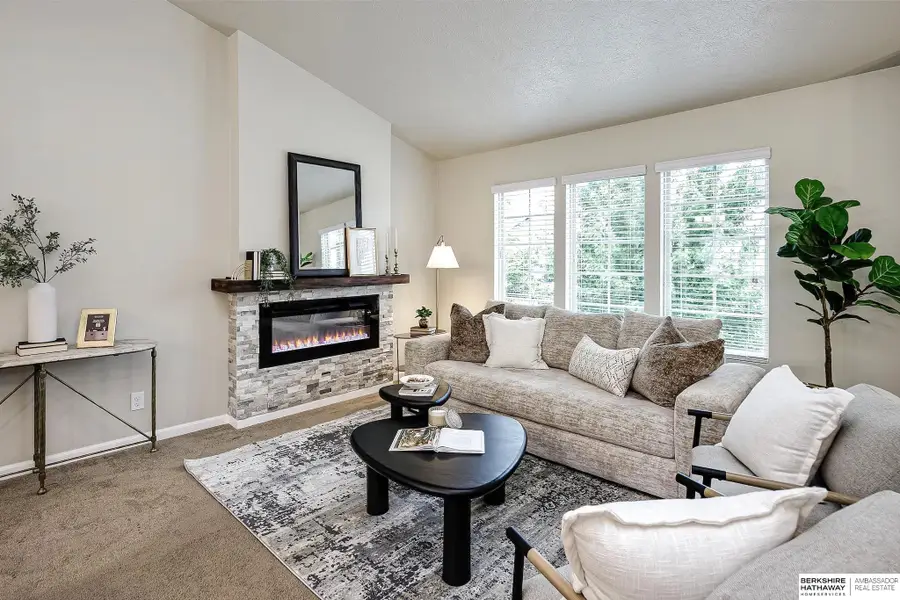 7811 N 82nd Avenue, Omaha, NE 68122 - #3