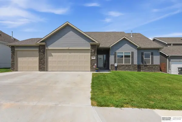 17706 Ogden Street, Omaha, NE 68116
