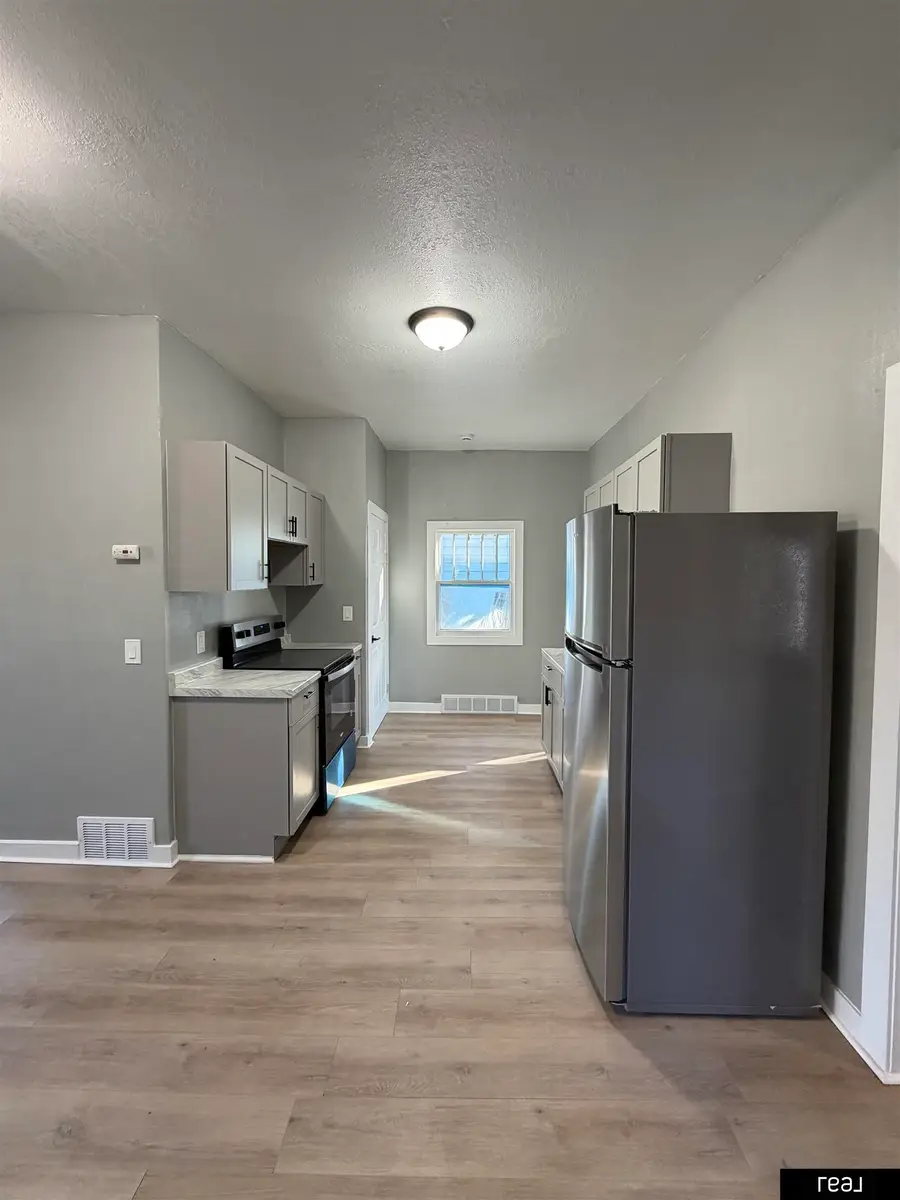 5334 N 27 Avenue, Omaha, NE 68111 - #3