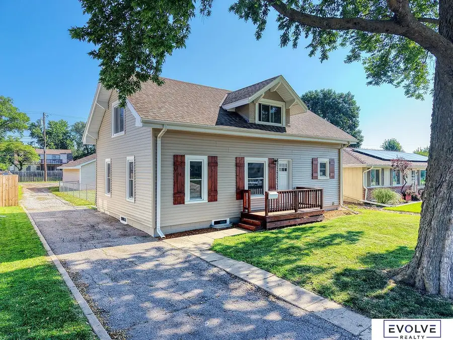 1712 Ella Street, Beatrice, NE 68310 - #2
