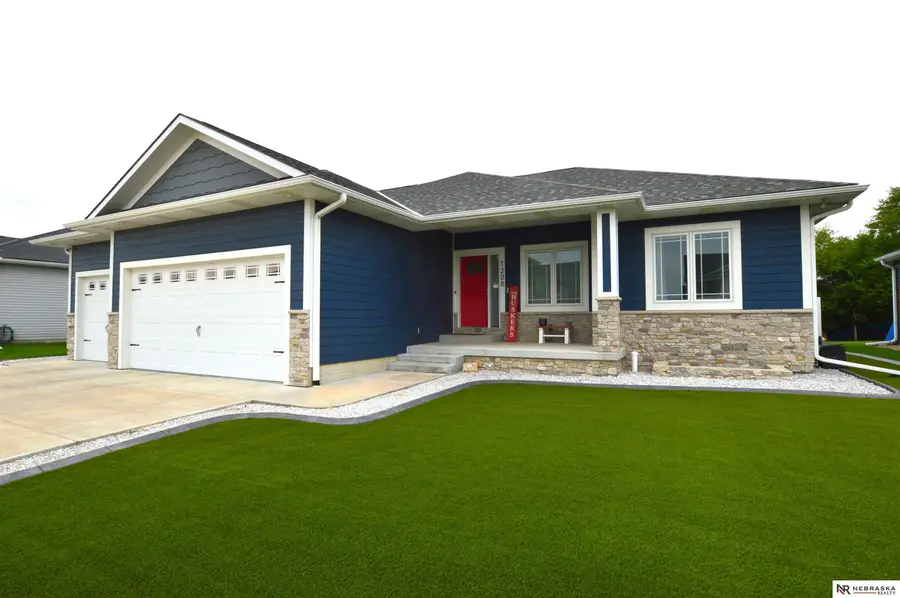 1208 Olivia Drive, Eagle, NE 68347 - #2