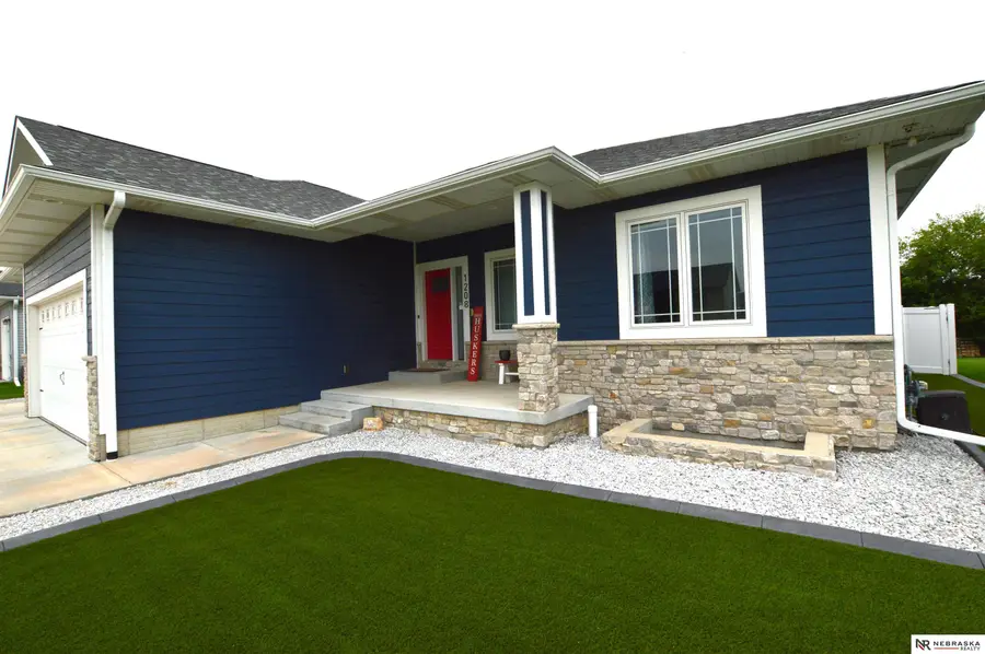 1208 Olivia Drive, Eagle, NE 68347 - #3