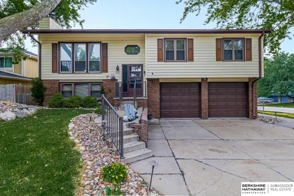 2321 Georgetown Place, Bellevue, NE 68123