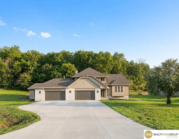 22934 Linden Road W, Crescent, IA 51526
