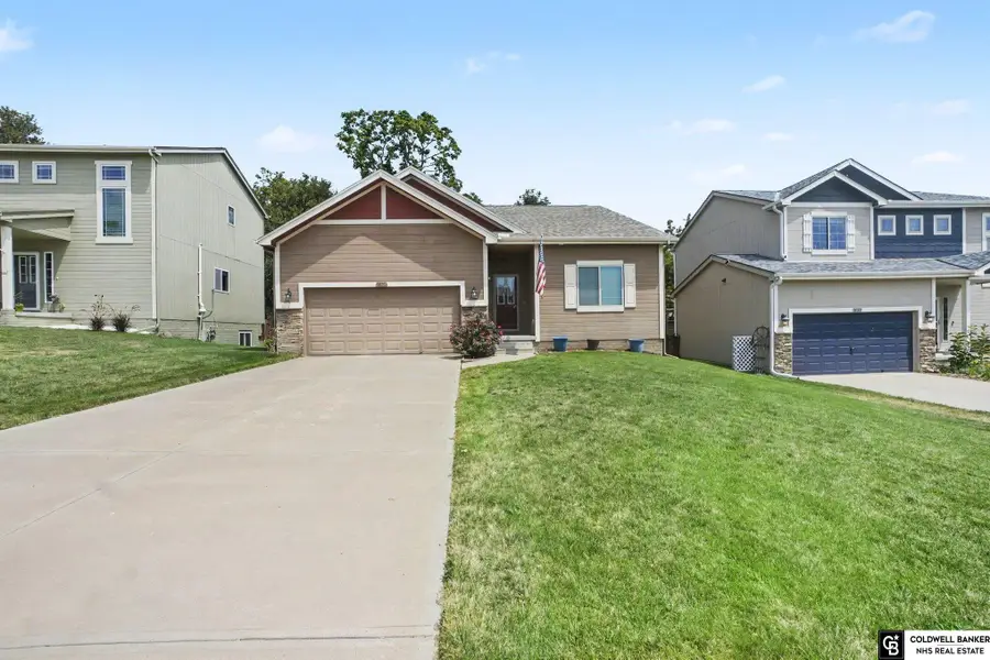 14206 Potter Parkway, Omaha, NE 68142 - #2