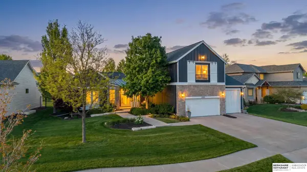 21874 Martha Street, Elkhorn, NE 68022