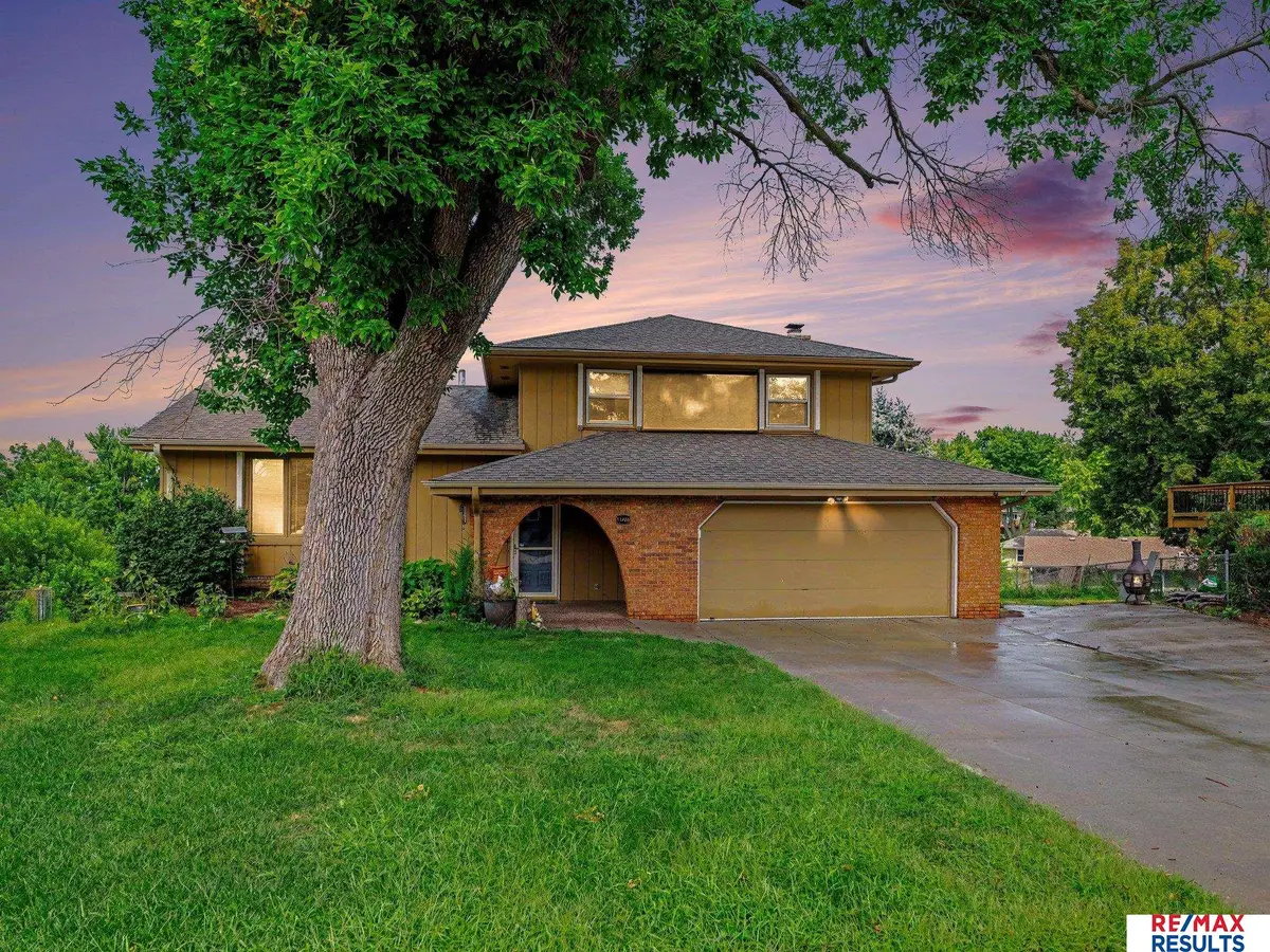 11426 Grand Circle, Omaha, NE 68164 - #1