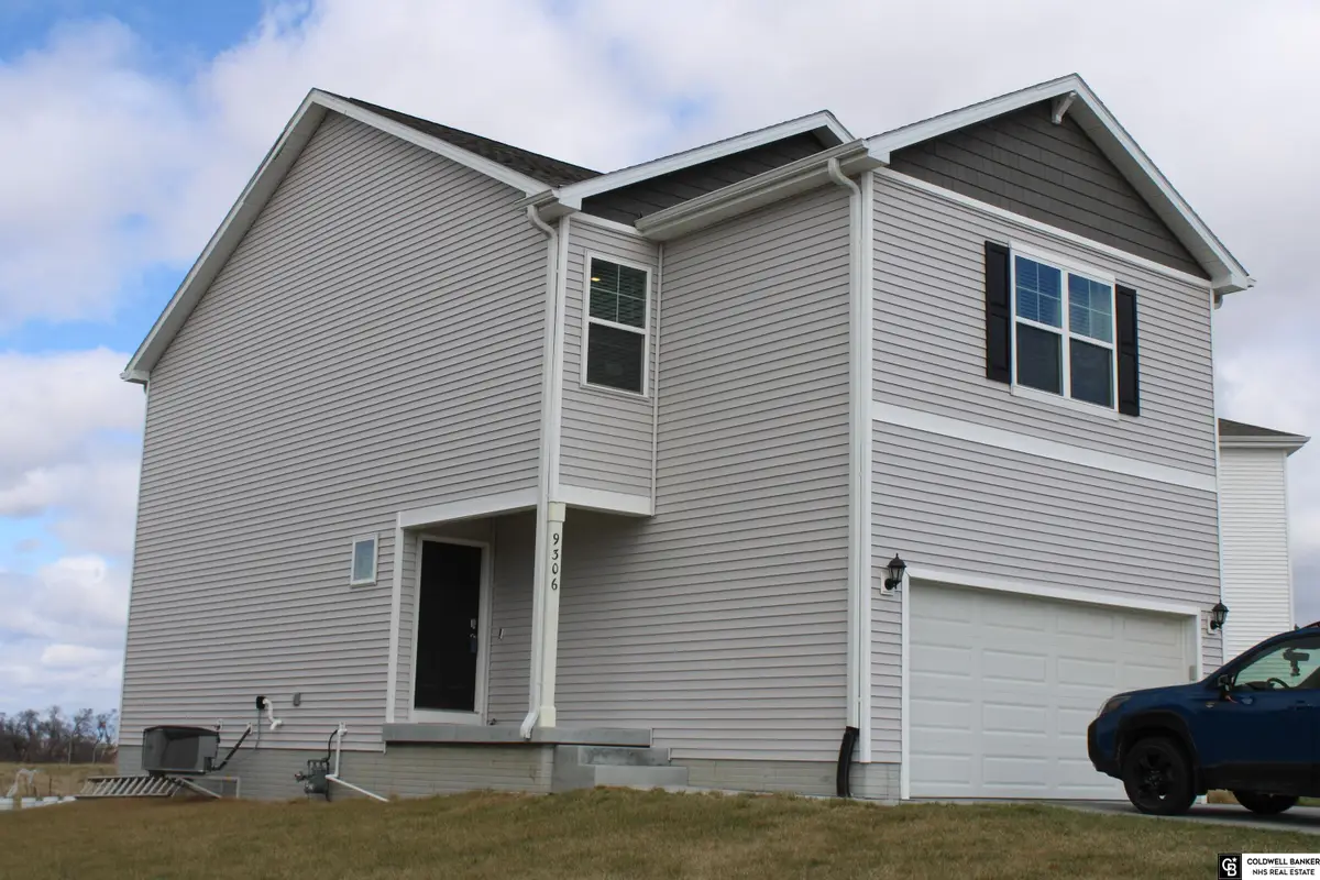 9306 Reynolds Street, Omaha, NE 68122 - #1