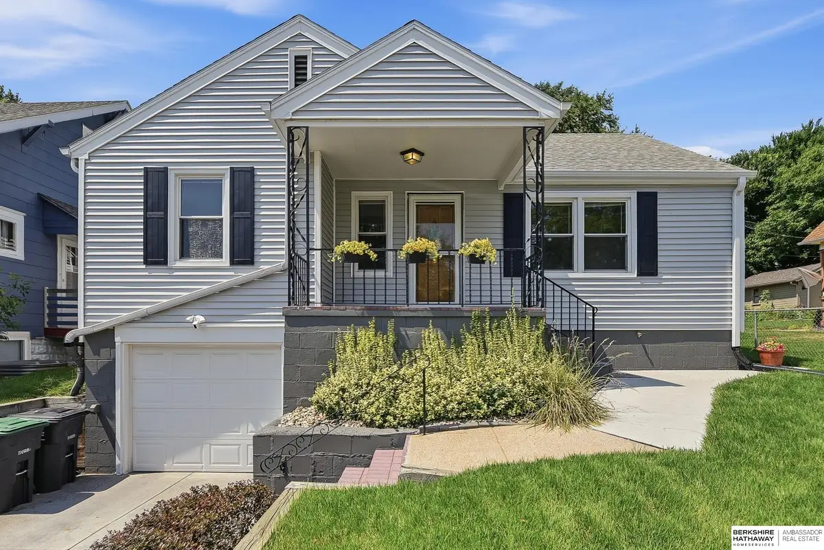 844 S 50th Street, Omaha, NE 68106 - #1