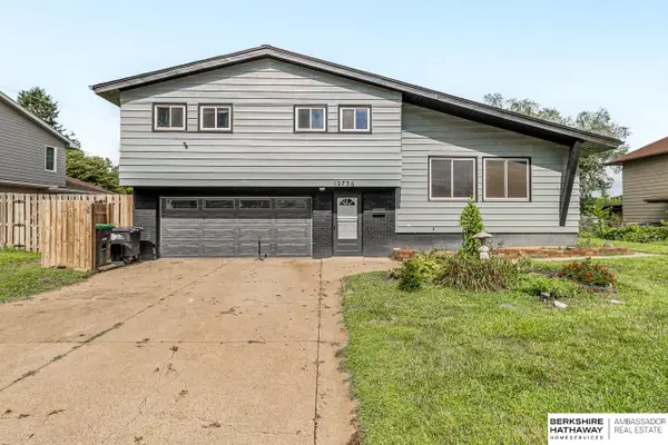 12736 Weir Street, Omaha, NE 68137