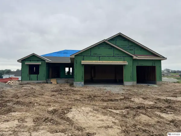 11010 S 98th Street, Papillion, NE 68046