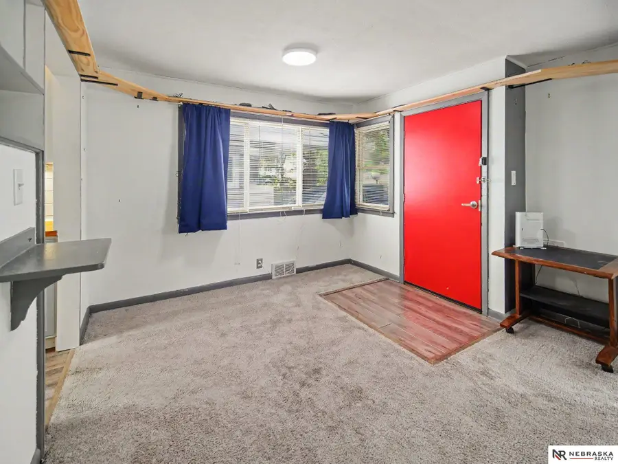 3945 S 19 Street, Lincoln, NE 68502 - #2