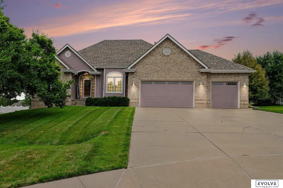 4003 Fox Ridge Circle, Bellevue, NE 68123 - #3