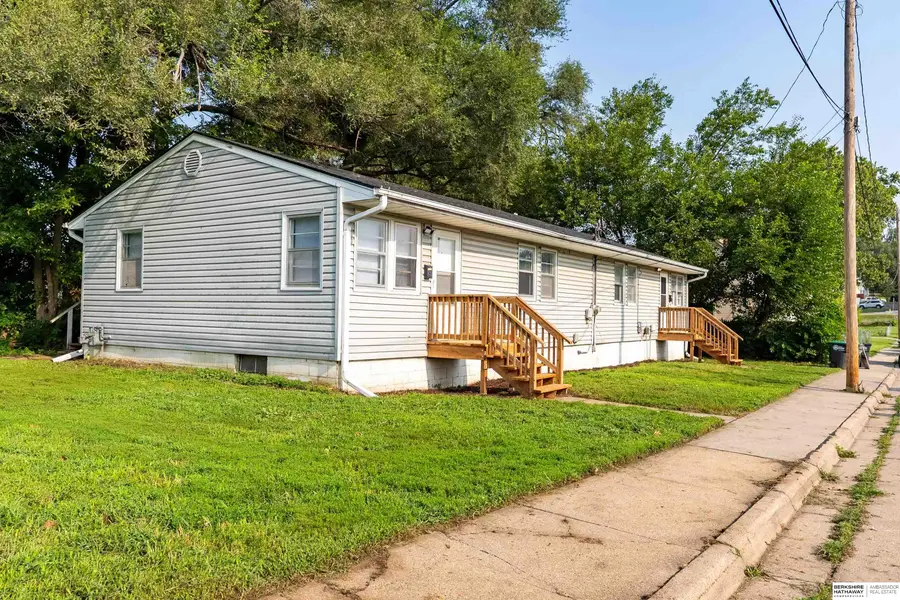 5004 N 33rd Street, Omaha, NE 68111 - #3