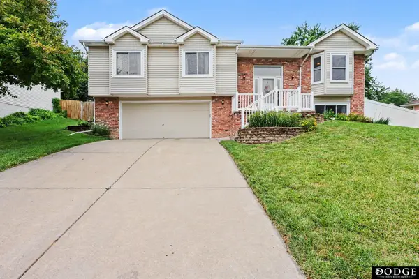 6325 Briar Rosa Drive, Lincoln, NE 68156