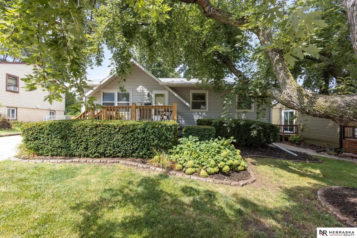 12330 B Street, Omaha, NE 68144 - #1