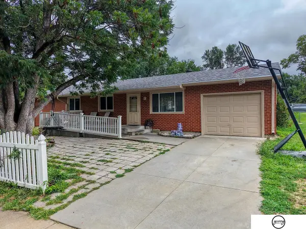 5140 Grassridge Road, Lincoln, NE 68512