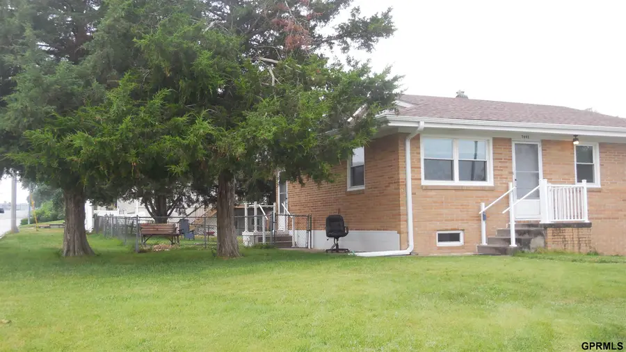 7401 Schuyler Drive, Omaha, NE 68114 - #2