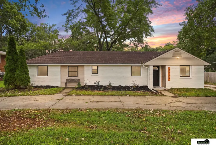 3636 S 33rd Street, Lincoln, NE 68506 - #3