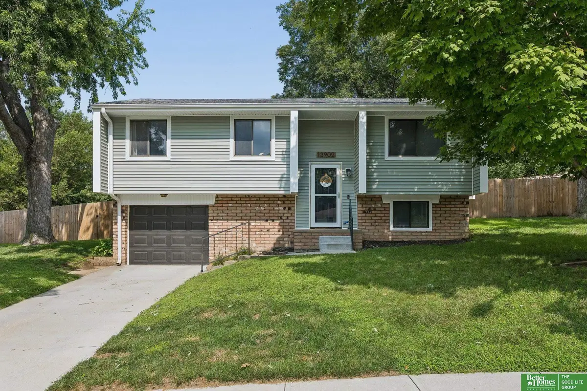 13902 Barretts Circle, Omaha, NE 68138 - #1