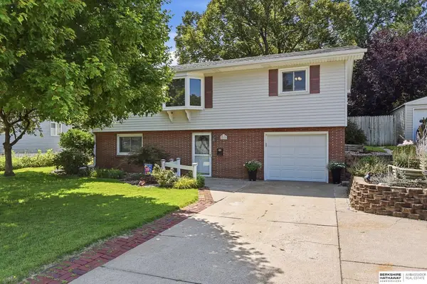 12129 N Street, Omaha, NE 68137
