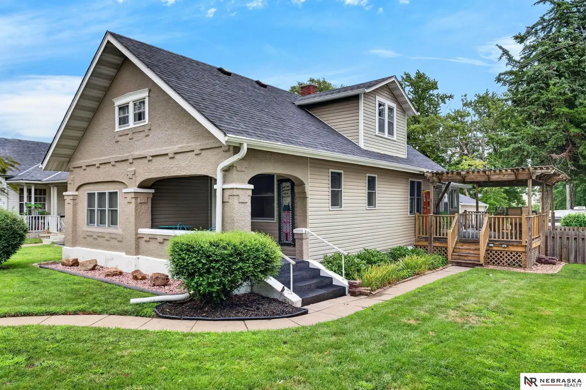 3919 S 36th Street, Omaha, NE 68107 - #1