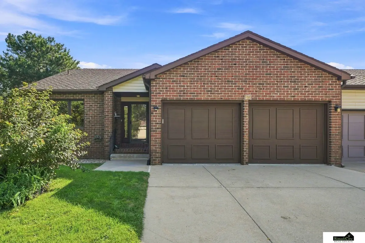 710 Lancashire Court, Lincoln, NE 68510 - #1