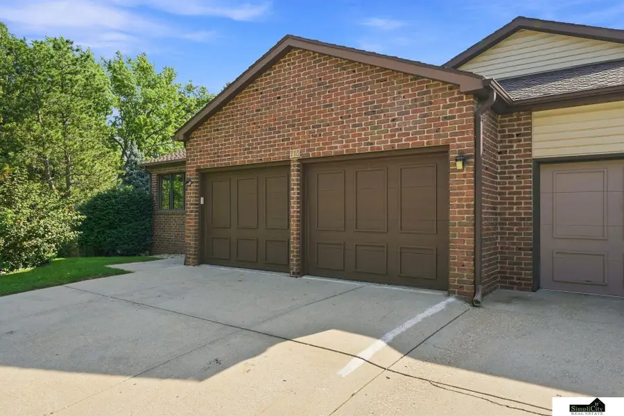 710 Lancashire Court, Lincoln, NE 68510 - #2