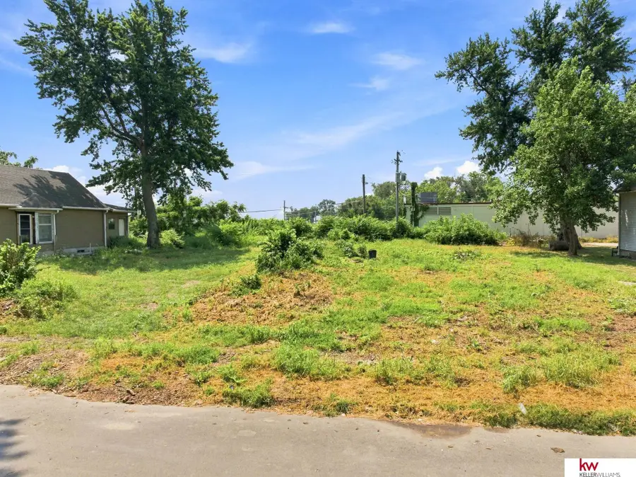 1505 Binney Street, Omaha, NE 68110 - #2