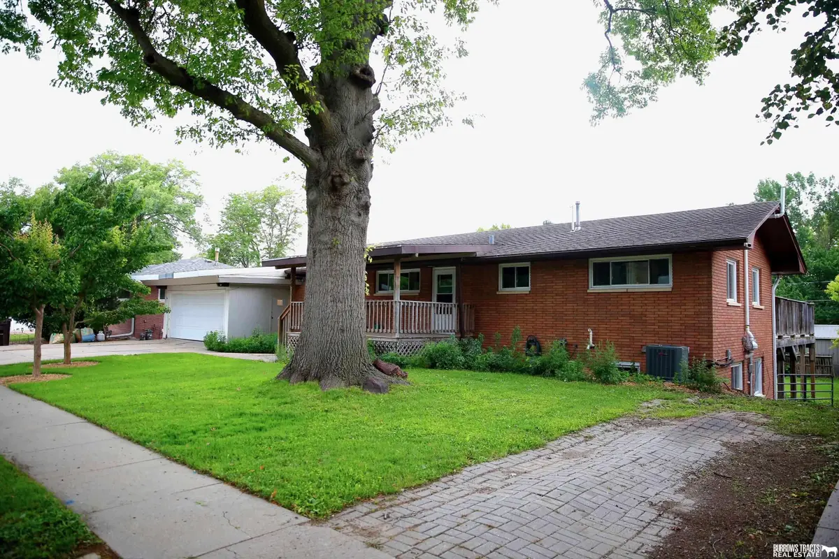 6224 Walker Avenue, Lincoln, NE 68507 - #1
