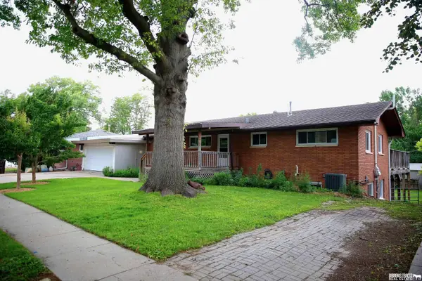 6224 Walker Avenue, Lincoln, NE 68507