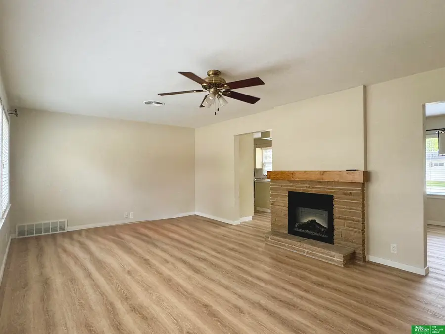16 Arbor Heights, York, NE 68467 - #2