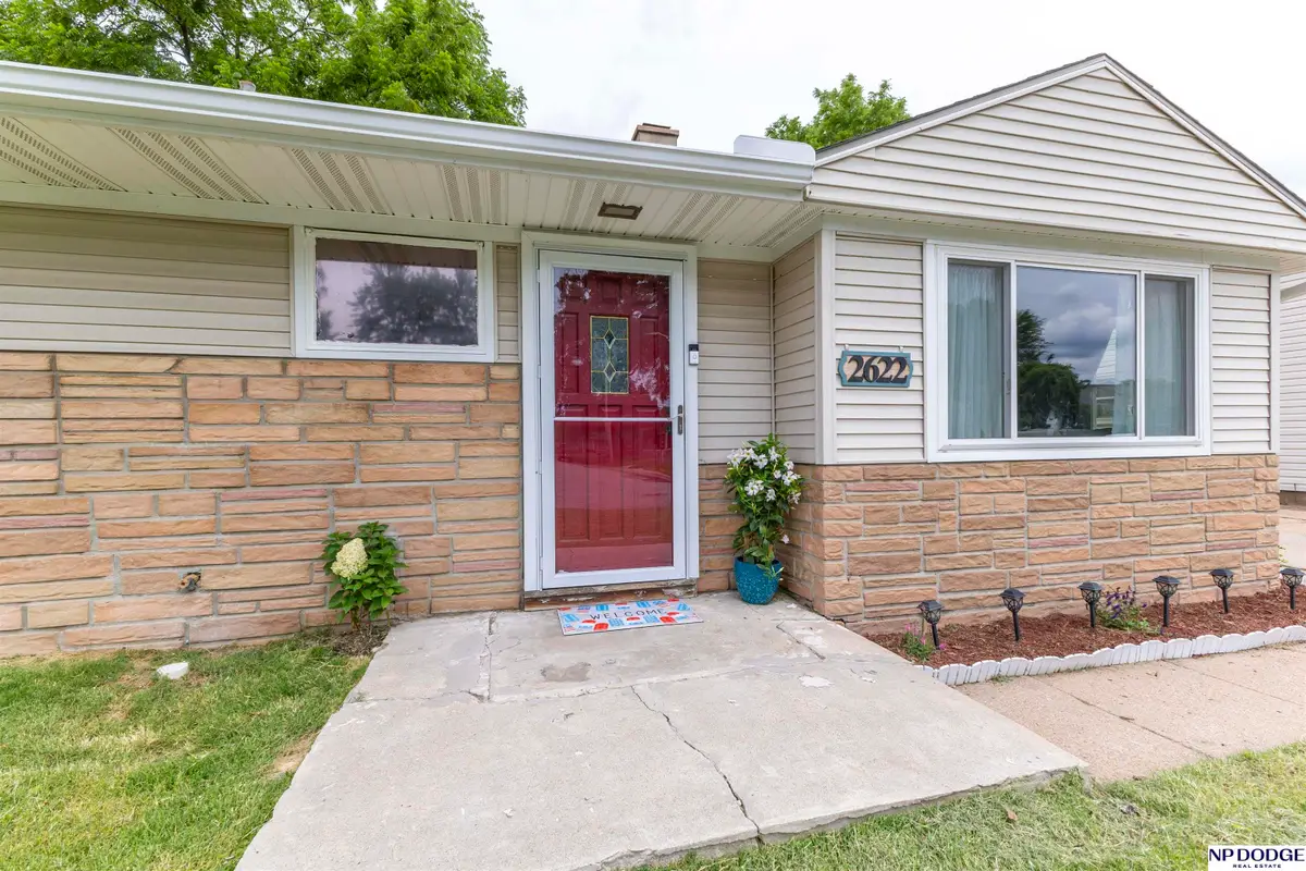 2622 Avenue H, Council Bluffs, IA 51501 - #1