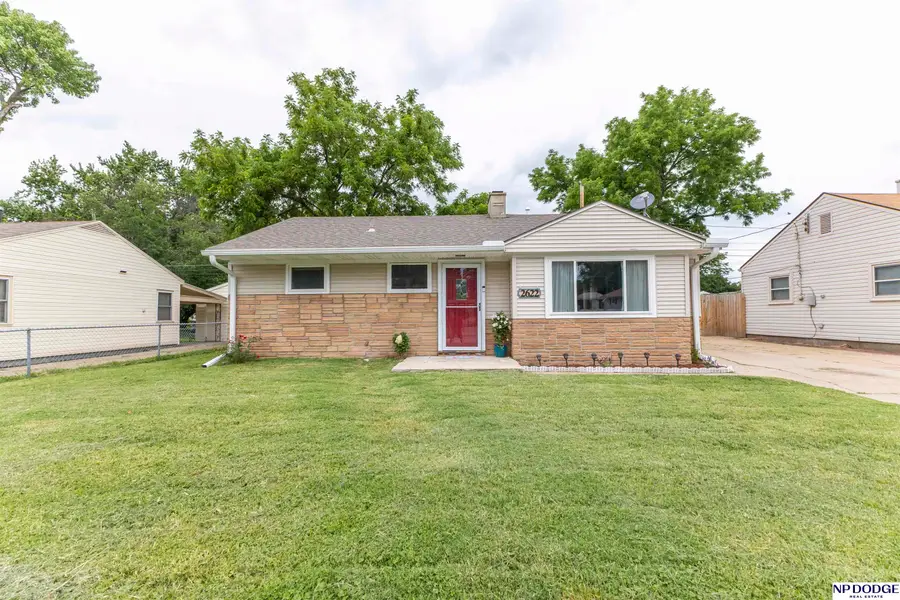 2622 Avenue H, Council Bluffs, IA 51501 - #2