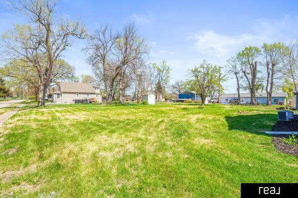 5103 N 14th Street, Omaha, NE 68110