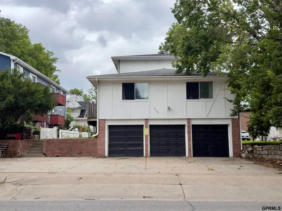 2125 A Street, Lincoln, NE 68502 - #2