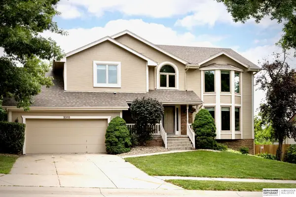2315 Nelson's Creek Drive, Omaha, NE 68116