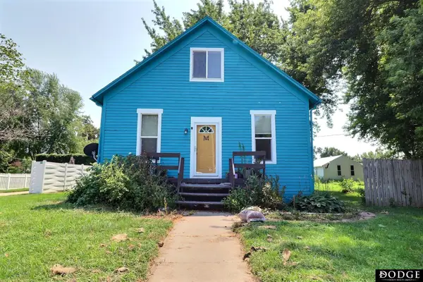 513 E Grant Street, Hooper, NE 68031